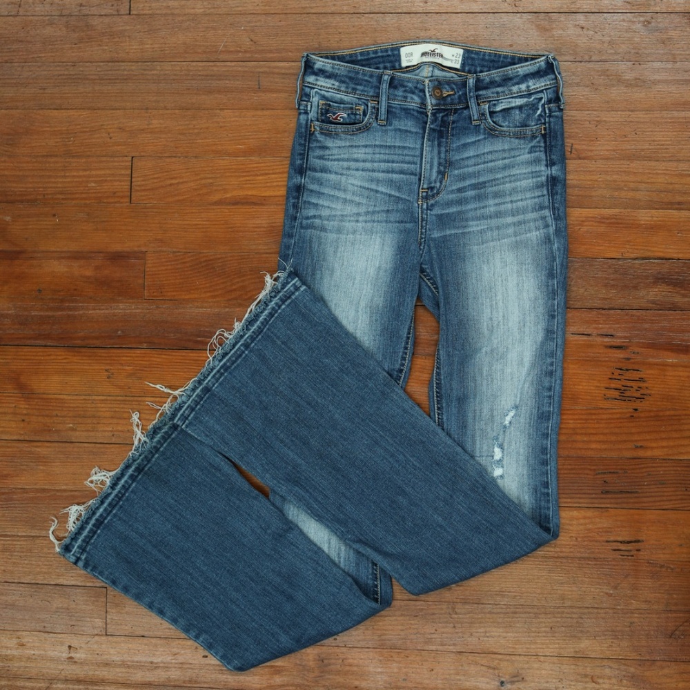 Barely worn Hollister high waisted flared jeans